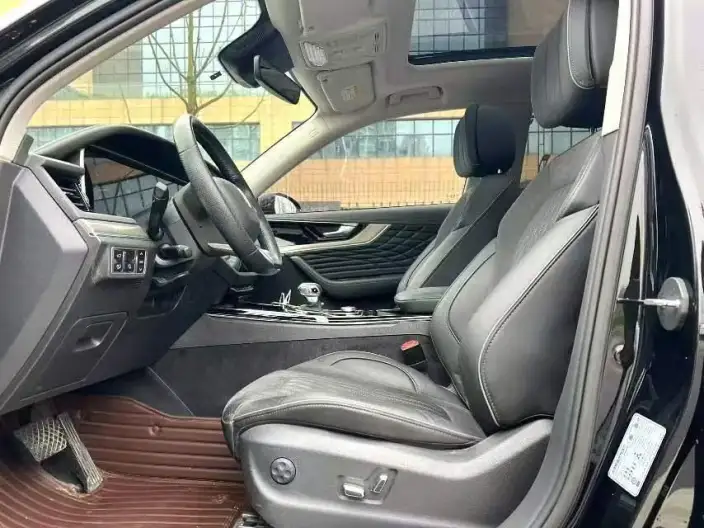 Hongqi HS5 2022 Model 2.0T Smart Flag Enjoy 4WD Edition – фото 8