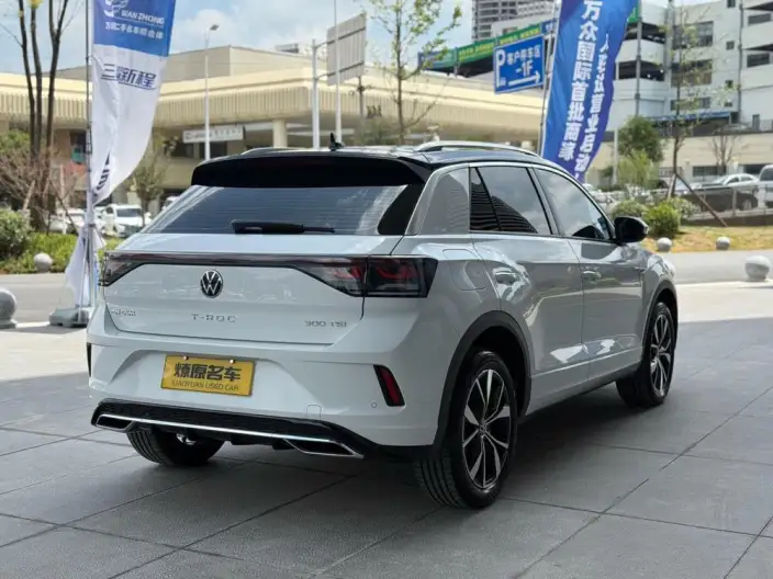 Volkswagen T-Roc 2023 Model 300TSI DSG Chenguang Edition – фото 7