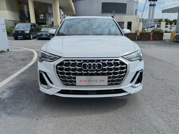 AUDI Q3 2024 Model 35 TFSI Fashion Dynamic Model – фото 2