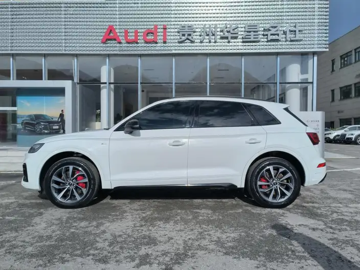 Audi Q5L 2024 Model 40TFSI Luxury Dynamic Model – фото 4