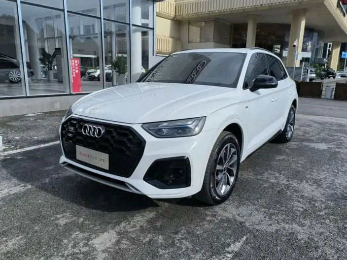 Audi Q5L 2024 Model 40TFSI Luxury Dynamic Model – фото 8