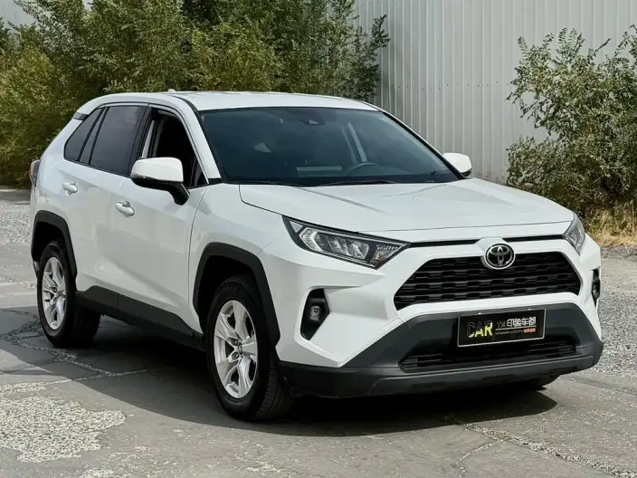 Toyota RAV4 2023 Model 2.0L CVT 2WD Urban Edition – фото 3