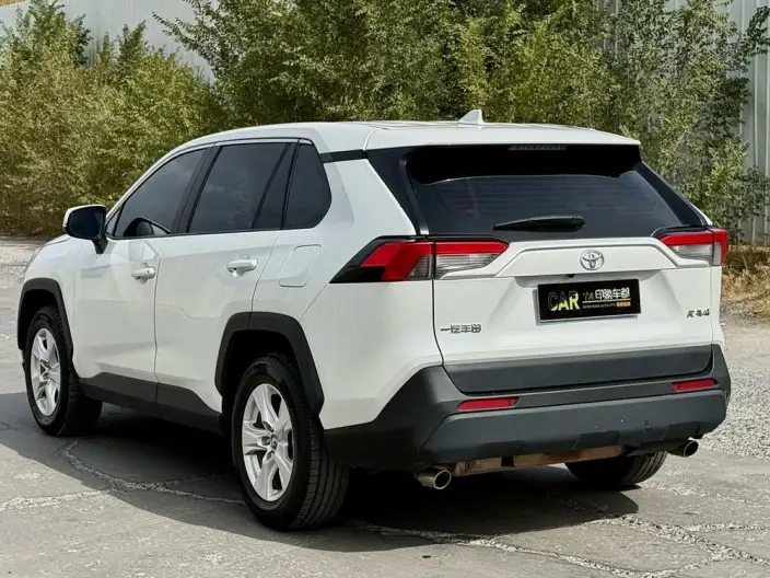 Toyota RAV4 2023 Model 2.0L CVT 2WD Urban Edition – фото 5