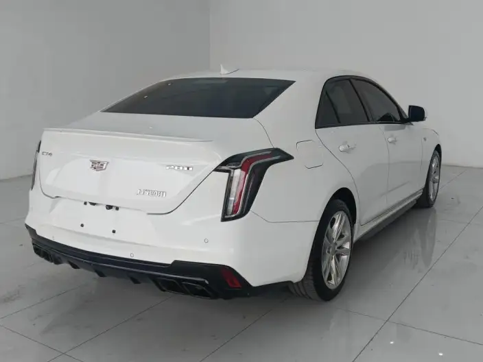 Cadillac CT4 2020 Model 28T Fashion Model – фото 6