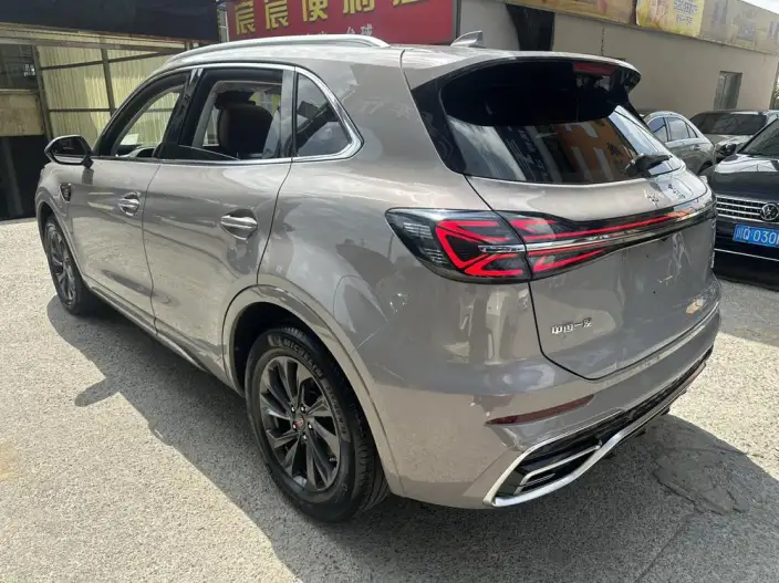 Hongqi HS5 2023 Model 2.0T Flag Xiang Pro Edition – фото 4