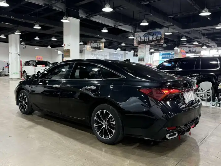 Toyota Avalon 2023 Model Intelligent Hybrid 2.5L E-CVT Enterprising Edition – фото 4