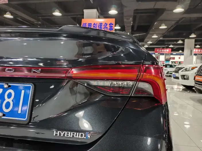Toyota Avalon 2023 Model Intelligent Hybrid 2.5L E-CVT Enterprising Edition – фото 8