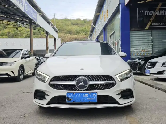 Mercedes-Benz A-class 2020 Model Facelift A 200 L Sports sedan Fashion Model – фото 2