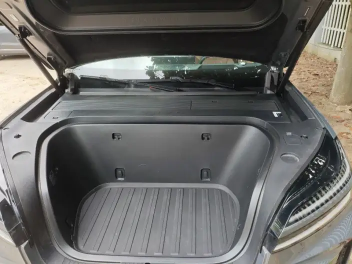 ONVO L90 2025 Model VI seat Edition Ultra – фото 9