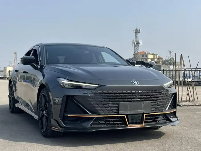 Changan UNI-V 2022 Model 1.5T Sports Edition – фото 3