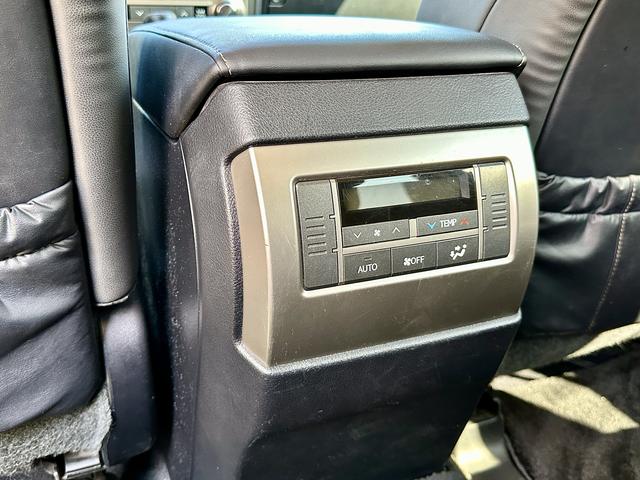 Lexus GX 2015 модификация 400 Deluxe Edition – фото 24