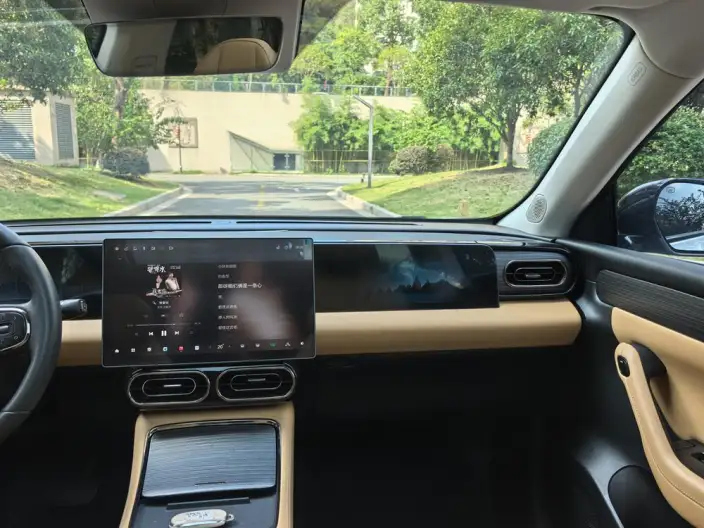 Leapmotor C11 2024 Model EV Edition 580 Exclusive Edition – фото 8