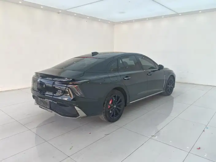 HONGQI H6 2023 Model 2.0T Zhishang Edition – фото 5