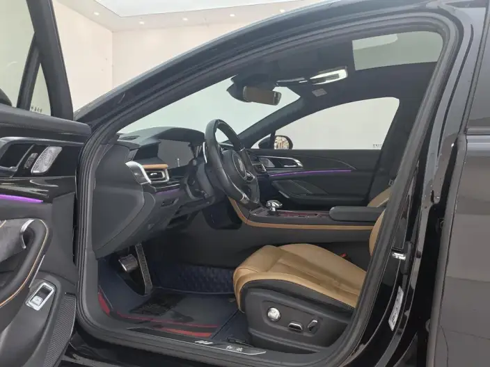 HONGQI H6 2023 Model 2.0T Zhishang Edition – фото 8