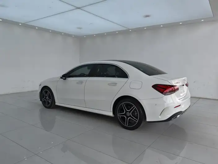 Mercedes-Benz A-class 2021 Model A 200 L Sports sedan Fashion Edition – фото 4