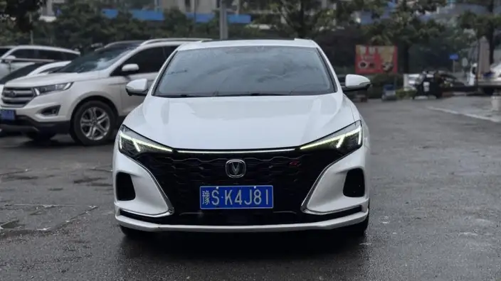 Changan Eado 2022 Model PLUS Blue whale NE 1.4T GDI DCT Noble Model – фото 2
