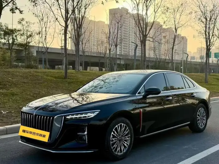 Hongqi H5 2023 Model 1.5T DCT Flag Rhythm Edition – фото 1