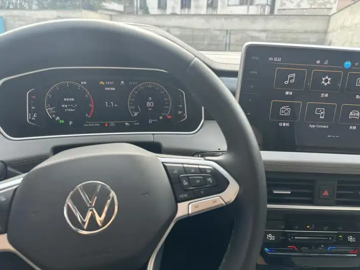 Volkswagen Tayron 2024 Model 300TSI 2WD Luxury Plus Advanced version – фото 10