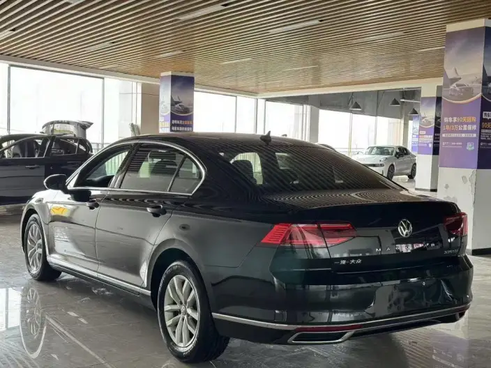 Volkswagen Magotan 2020 Model 280TSI DSG Comfort Model – фото 4