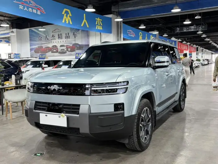 Titan 7 PHEV 2025 Model 200KM 2WD Max Edition – фото 1