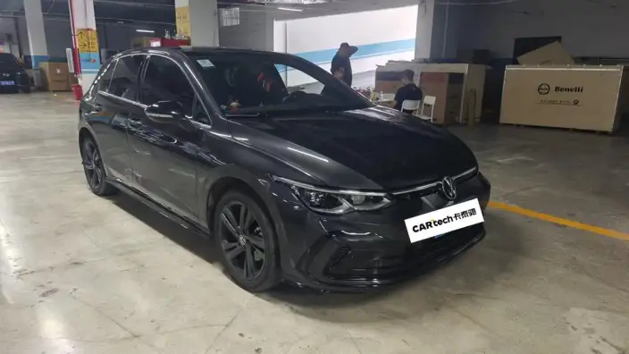 Volkswagen Golf 2021 Model 280TSI DSG R-Line – фото 3