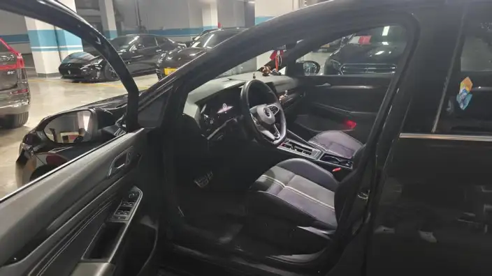 Volkswagen Golf 2021 Model 280TSI DSG R-Line – фото 9
