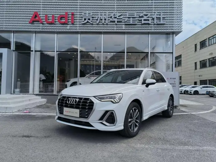 AUDI Q3 2023 Model 35 TFSI Enterprising Dynamic Model – фото 1