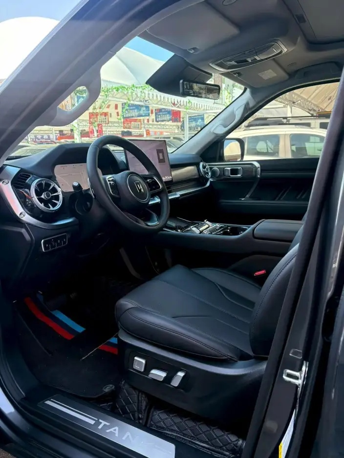 Tank 400 Hi4-T 2026 Model 2.0T Smart Edition – фото 8
