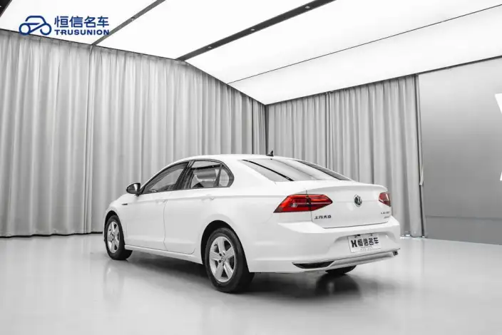 Volkswagen Lamando 2021 Model 230TSI DSG Fashion edition – фото 4