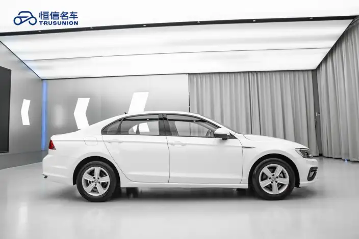 Volkswagen Lamando 2021 Model 230TSI DSG Fashion edition – фото 7