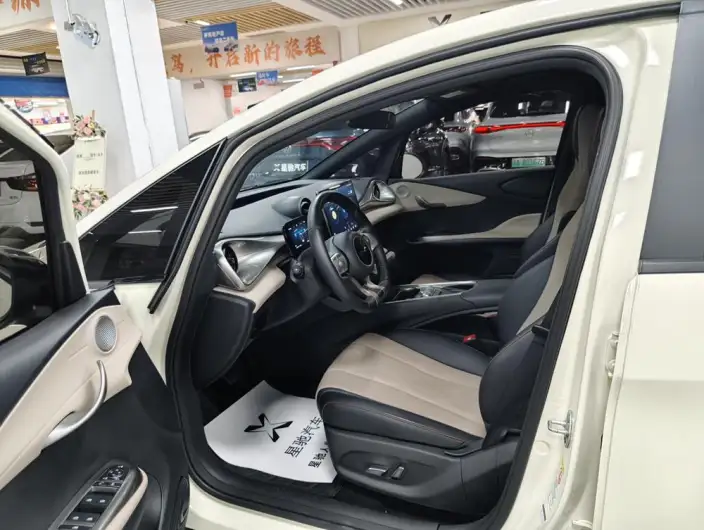 BYD Dolphin 2024 Model Honor Edition 420km Fashion Edition – фото 10