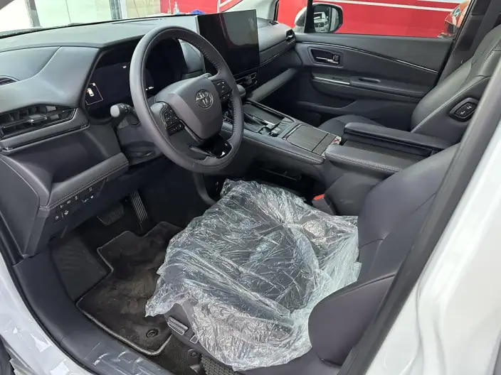 Toyota Sienna 2027 Model Hybrid 2.5L 4WD Deluxe Edition – фото 10