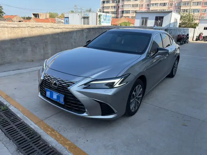 Lexus ES 2025 Model 200 Premium – фото 10