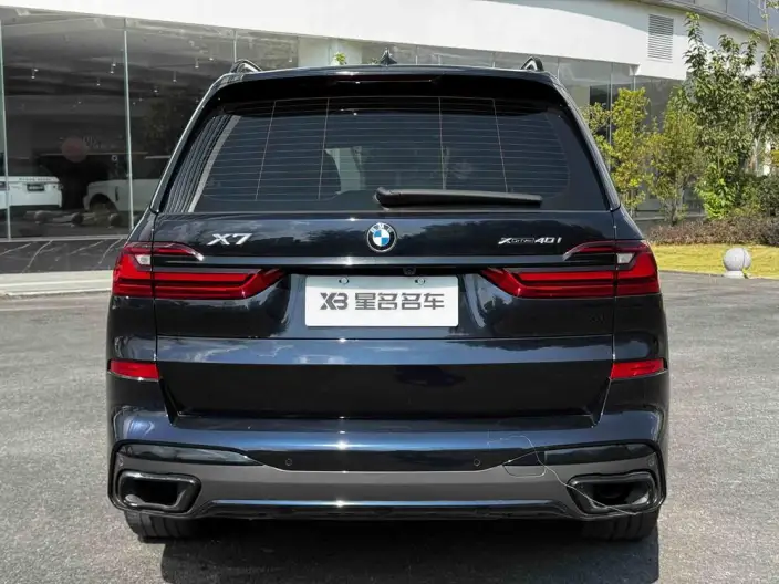 BMW X7 2021 Model xDrive40i Exclusive Model M Sports Set – фото 5
