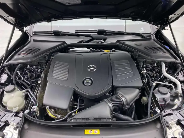 Mercedes-Benz E-Class 2026 Model E 300 L Fashion Model sedan – фото 6