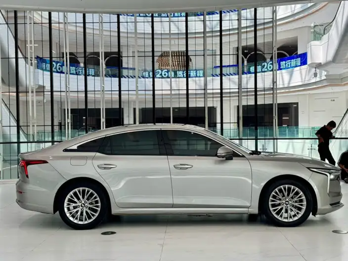 BESTUNE B70 2023 Model Third generation 1.5T Automatic Changxiang Edition Model – фото 7