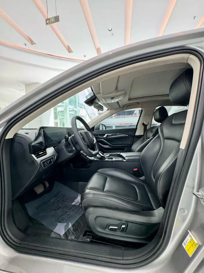 BESTUNE B70 2023 Model Third generation 1.5T Automatic Changxiang Edition Model – фото 10