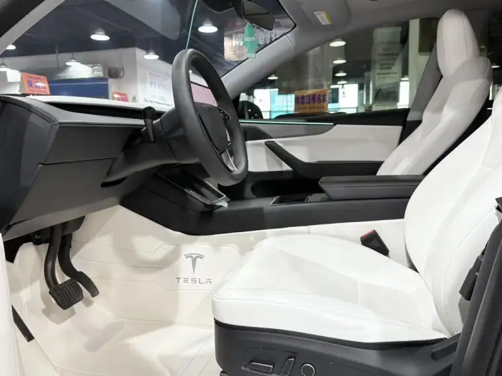 Model Y 2025 Model Facelift Long Battery Life Pro All-wheel drive version – фото 8
