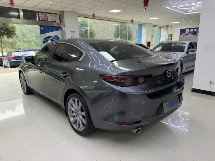 Mazda3 Axela 2020 Model 2.0L Automatic Zhi Ya Edition – фото 4