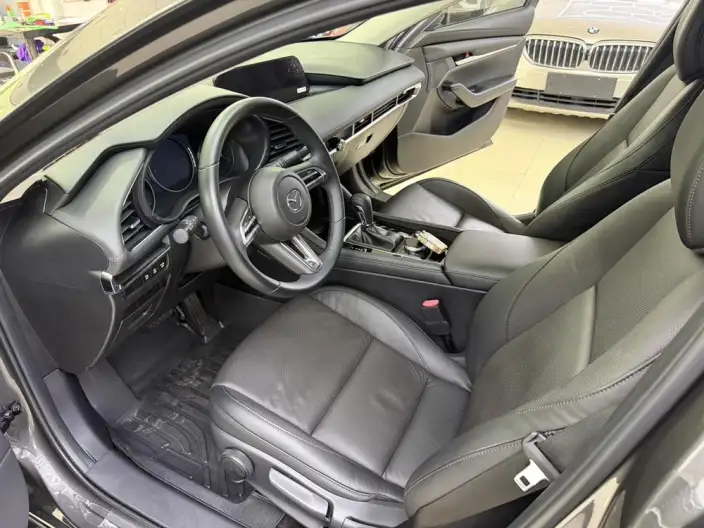 Mazda3 Axela 2020 Model 2.0L Automatic Zhi Ya Edition – фото 7