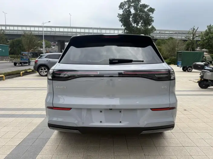 Geely Galaxy E5 2024 Model 530km Galaxy Edition – фото 5