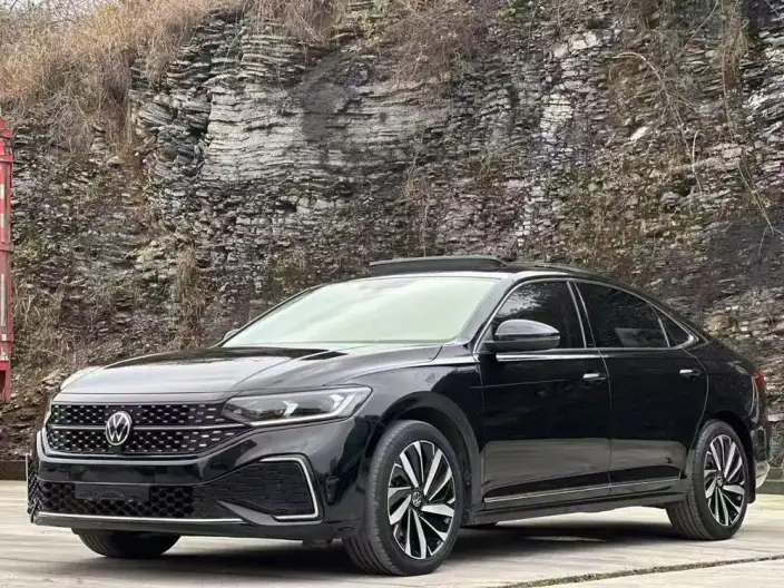 Volkswagen Passat 2023 Model 330TSI Starry sky Elite Edition – фото 1