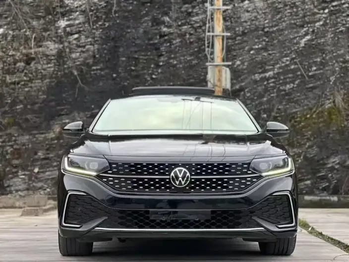 Volkswagen Passat 2023 Model 330TSI Starry sky Elite Edition – фото 2