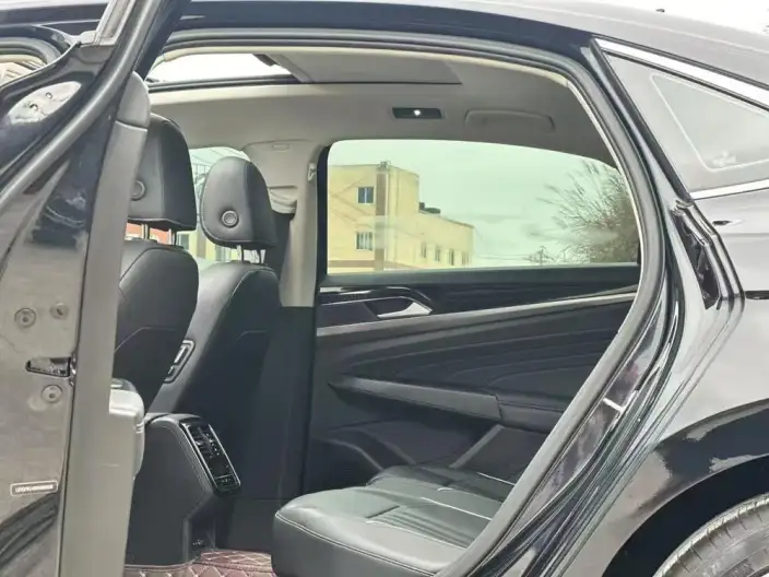 Volkswagen Passat 2023 Model 330TSI Starry sky Elite Edition – фото 10