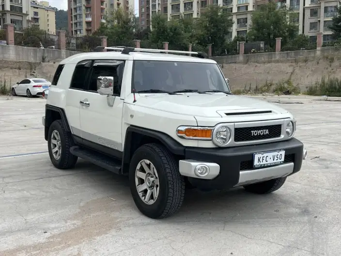 FJ Cruiser 2020 Model 4.0T Automatic 4WD 5 seat Parallel Imported – фото 3