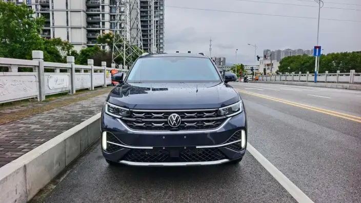 Tayron X 2024 Model 330TSI 2WD Flagship Smart Edition – фото 2