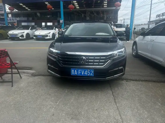 Volkswagen Passat 2021 Model 330TSI Premium Edition – фото 2