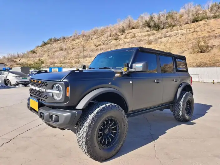 Bronco Overseas 2022 Model 2.7T Automatic 4WD 5 seat Parallel Imported – фото 1