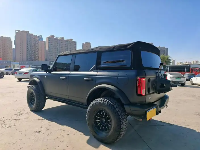 Bronco Overseas 2022 Model 2.7T Automatic 4WD 5 seat Parallel Imported – фото 4
