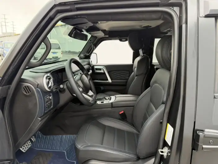 BAIC BJ40 2020 Model PLUS Diesel Edition – фото 8